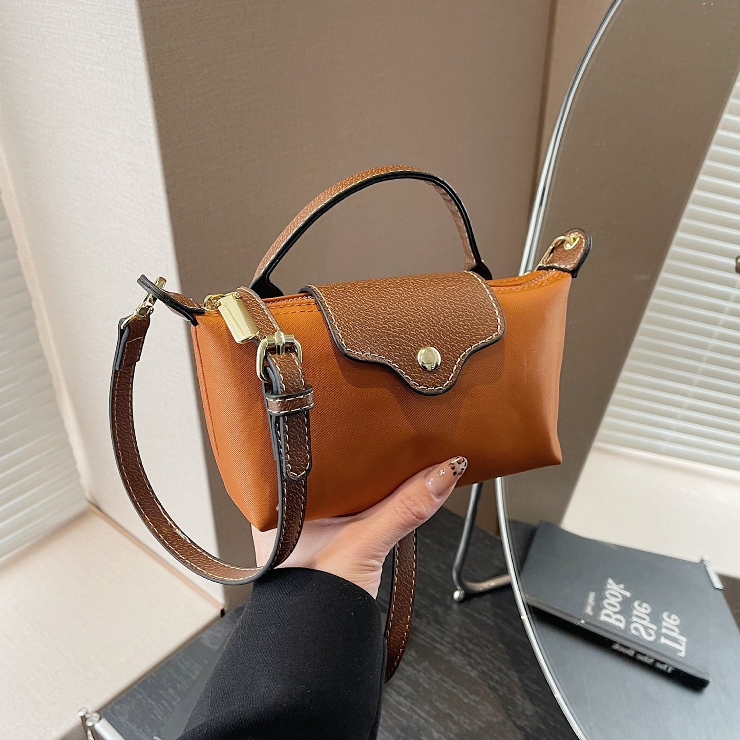 French Style High End Shoulder Crossbody dumpling Bag