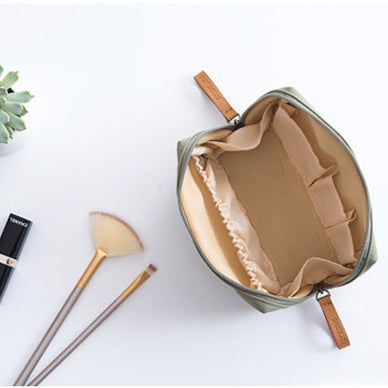Light Weight Portable Storage Organizer Bag for women
