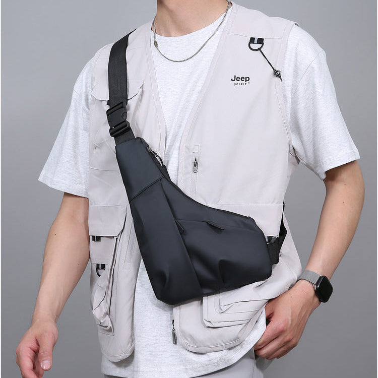 Lightweight Close Fitting Triangle Cool Crossbody Bag