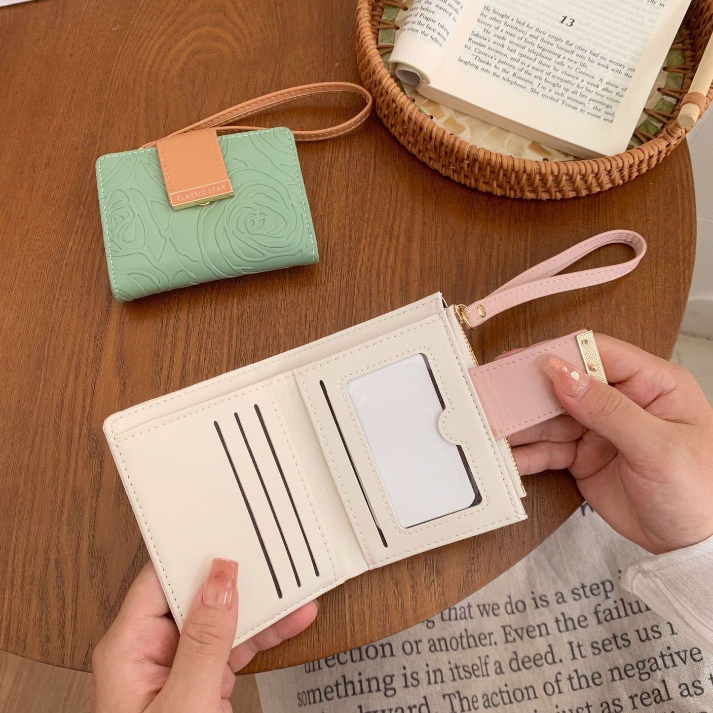 High-quality short zipper wallet for women