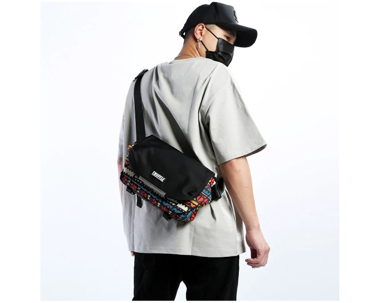 TRUFFLE graffiti single shoulder messenger travel light bag