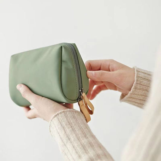 Light Weight Portable Storage Organizer Bag for women