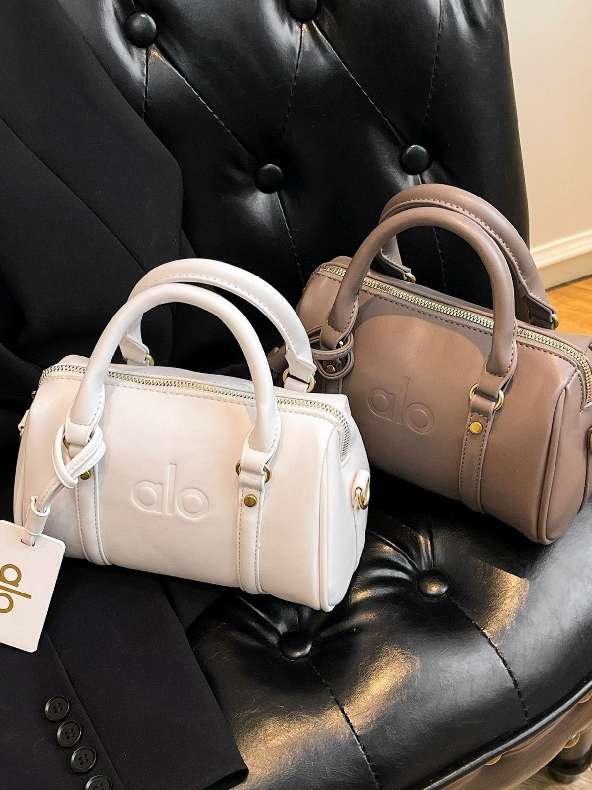 Luxury Retro Boston Handbag for Women | Premium Crossbody & Shoulder Bag